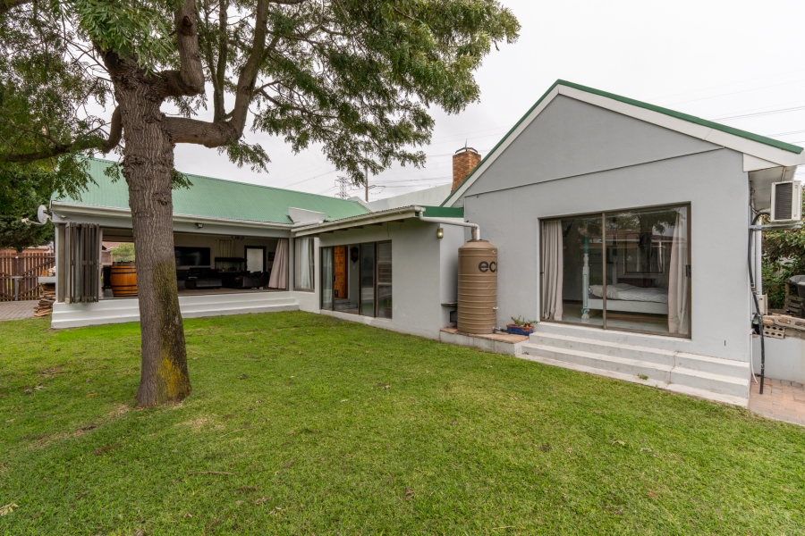 4 Bedroom Property for Sale in Rouxville Western Cape